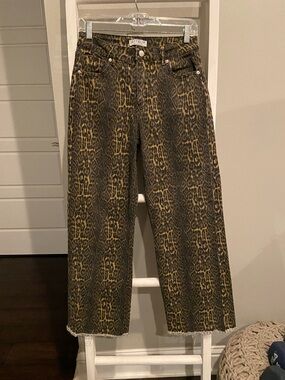 Ettelo Women’s Leopard Print wide leg denim